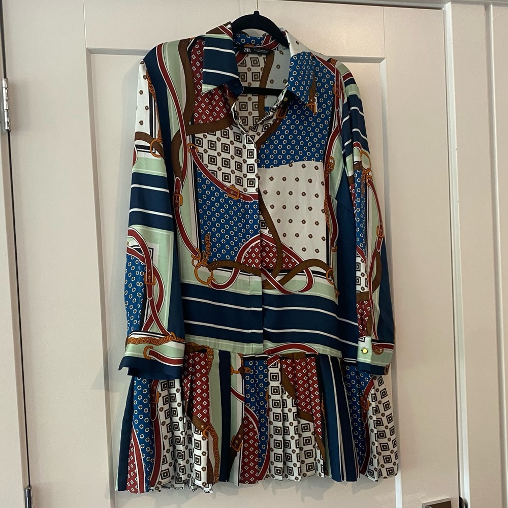 Zara Chain Print Collared Pleated Mini Dress